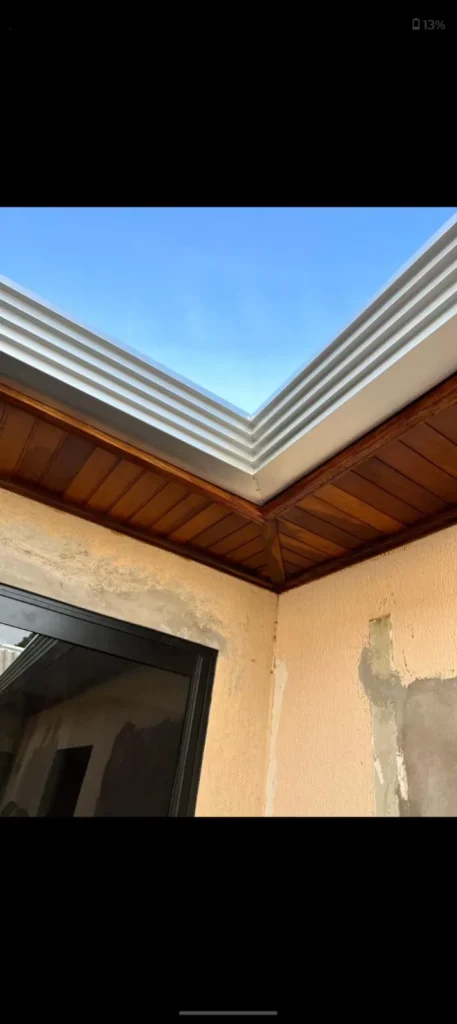 Calha em telhado de residência em Campo Novo do Parecis - Calhas JS