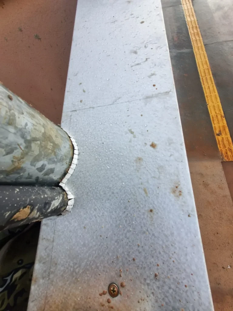 Instalação de calha em obra da Calhas JS em Campo Novo do Parecis - MT