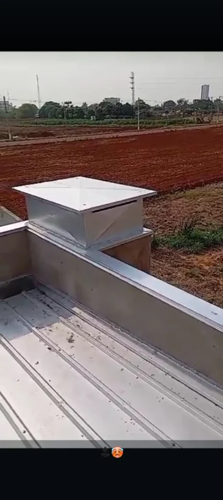 Detalhe de calha executada pela Calhas JS em Campo Novo do Parecis - MT